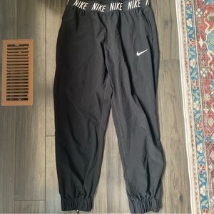 Women’s Nike Dri-fit Fitted Joggers - Size M